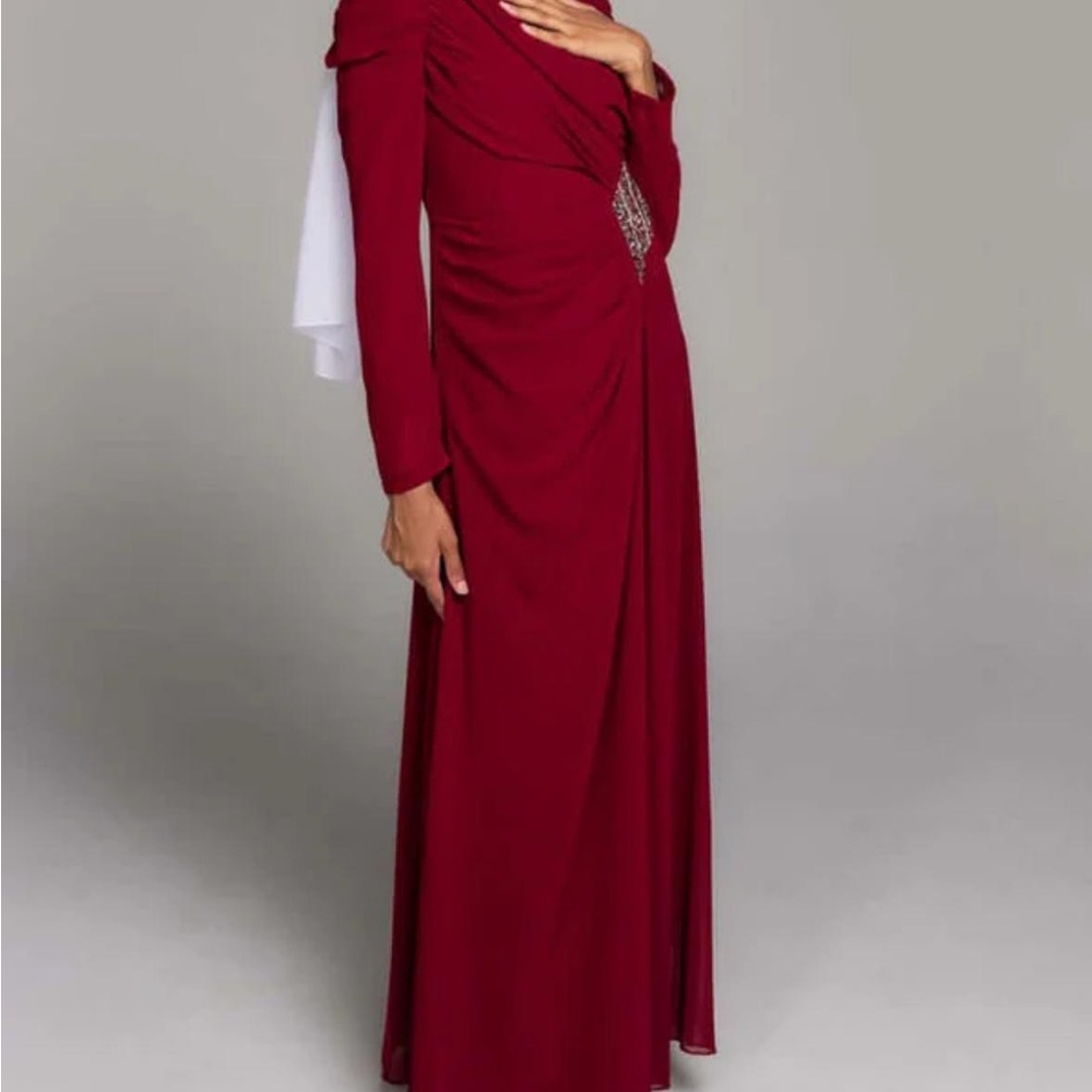 Elegant Red Evening Gown